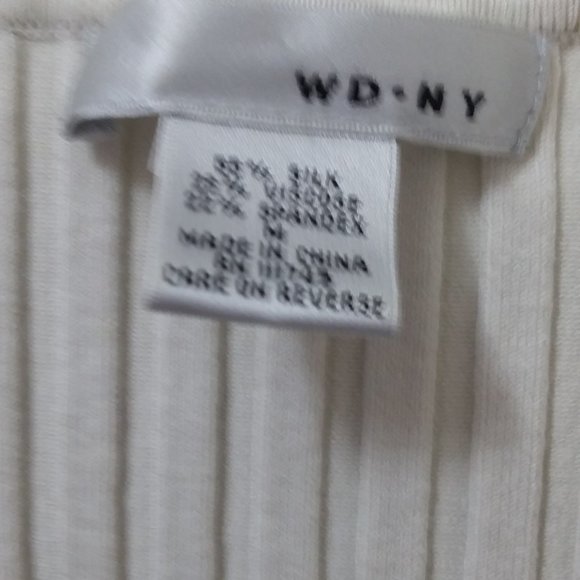 WD.NY sleeveless top - stretchy - Picture 2 of 4
